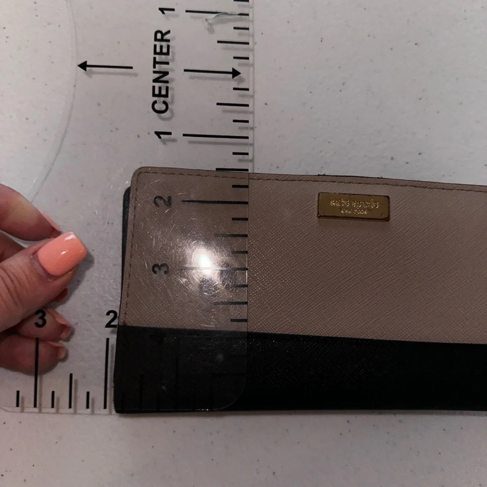 Kate Spade Laurel Way Stacy Black and Tan Leather Wallet